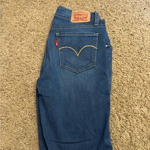 Levi skinny jeans